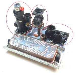 VAILLANT ECOTEC PLUS VUW 824 831 837 PLATE HEAT EXCHANGER SUPPORT BRACKET 178965